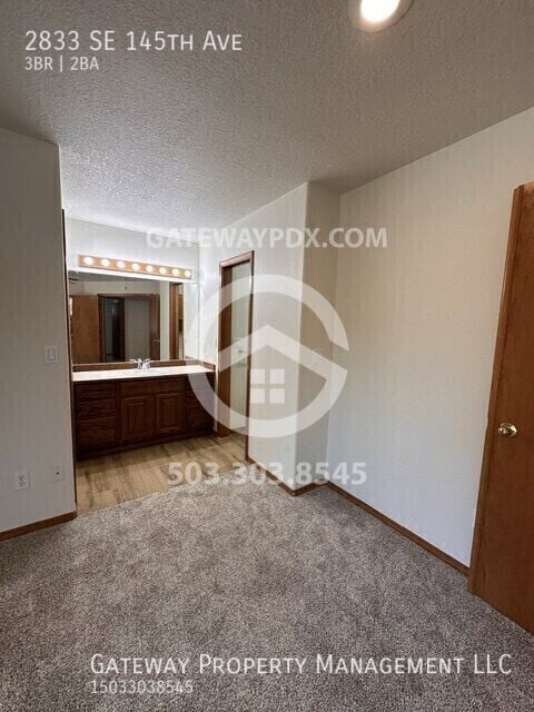 Building Photo - 2833 SE 145th Ave
