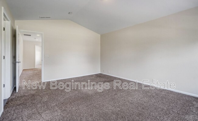 Building Photo - 8099 Elk River View