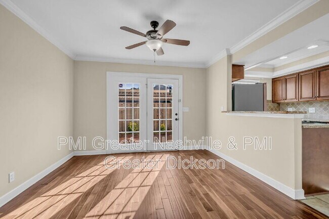 Building Photo - 8207 Sawyer Brown Rd