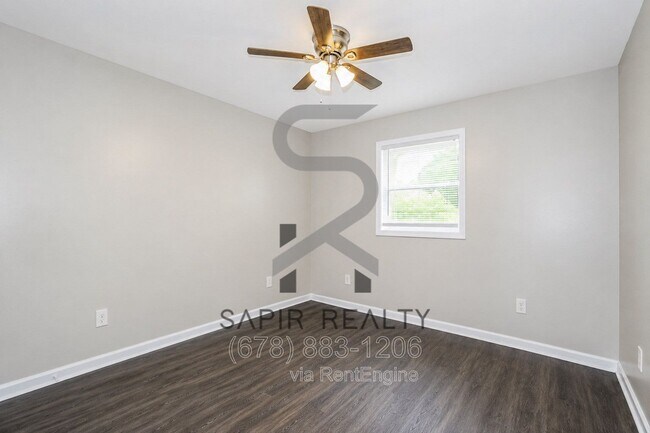Building Photo - 371 Lanier St NW