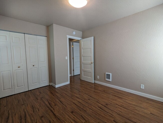 Building Photo - 4-Bedroom, 2-Bath Home In The Amazon Area ...