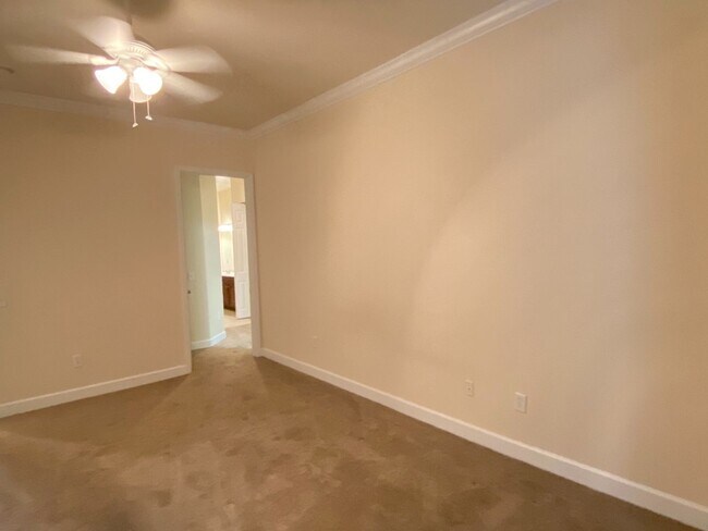 Building Photo - Spacious 3/3.5 Condo with Garage in Fleming Island
