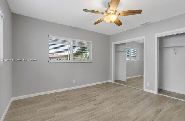 Building Photo - 2550 N Diexe Hwy