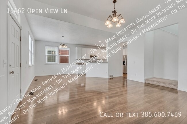 Building Photo - 11462 Open View Ln