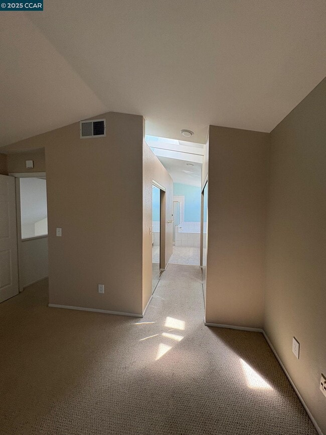 Building Photo - 1029 Lakeridge Pl