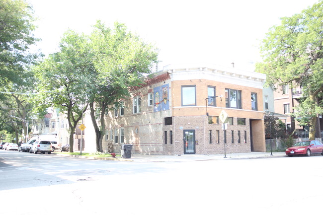 Front building - 3535 W Belmont Ave