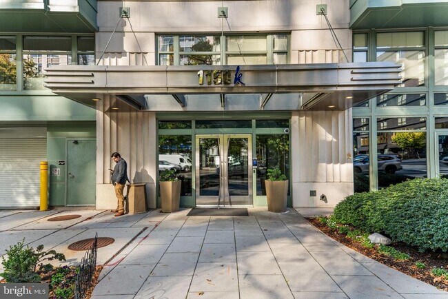 Building Photo - 1150 K St NW