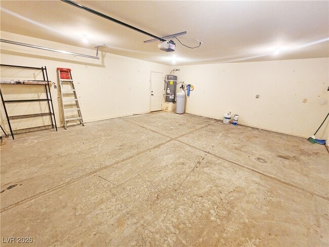 Building Photo - 3120 E Easy St