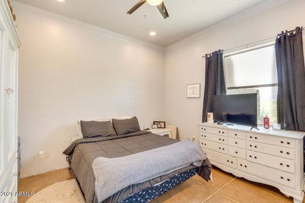 Building Photo - 1712 E Desert Ranch Rd