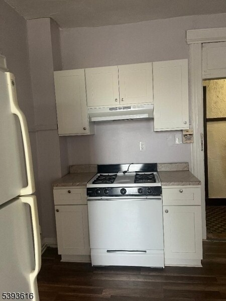 Building Photo - 1055 Main Ave