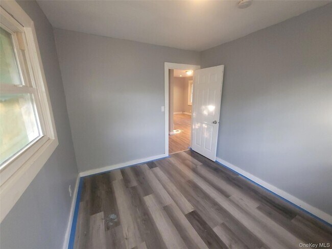 Building Photo - 2250 NY-302