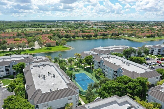 Building Photo - 8540 SW 212th St