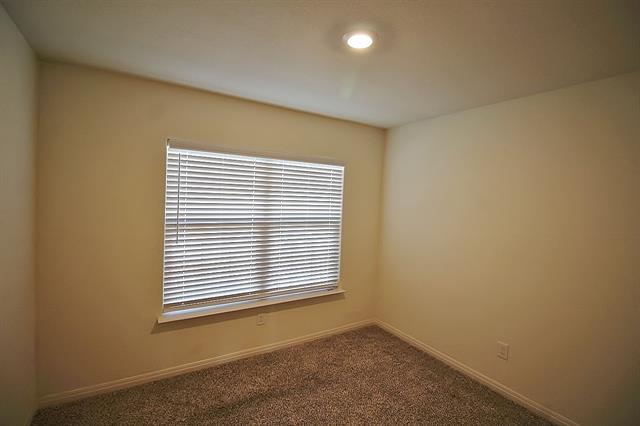 Building Photo - 233 Liberty Ln