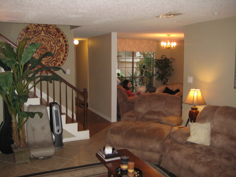 Building Photo - 5420 Heatherstone Dr