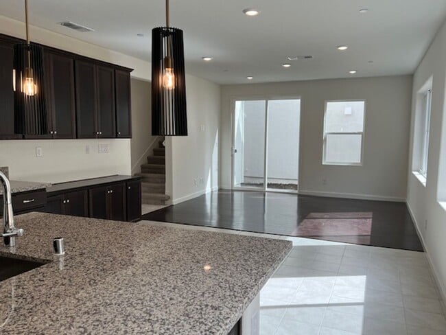 Building Photo - BEAUTIFUL SOLAR  2 STORY HOME IN NATOMS! 4...