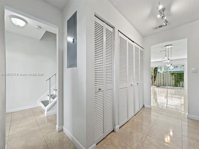 Building Photo - 8218 SW 82nd Ct