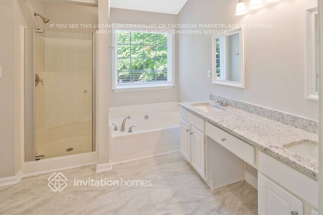 Building Photo - 8807 Glenover Cir