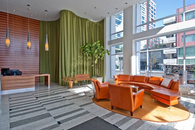 Building Photo - 300 Berry St