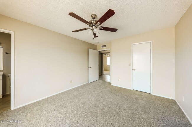 Building Photo - 10831 West Campbell Ave