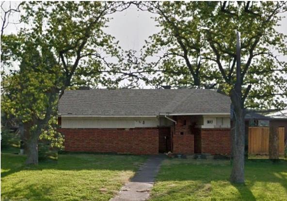 Building Photo - 803 S 4th St