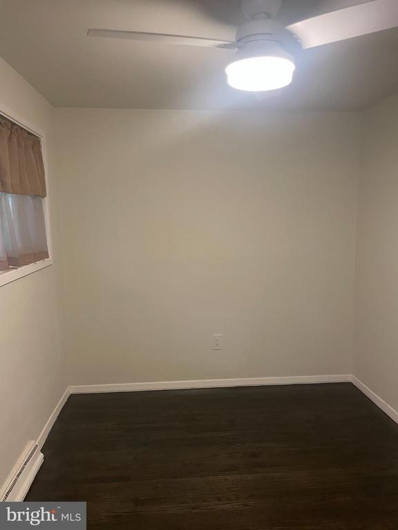 Building Photo - 54 War Trophy Ln