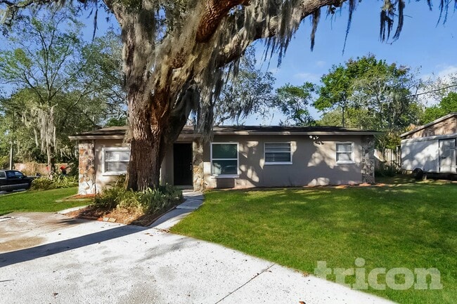 Building Photo - 7002 Ponderosa Dr