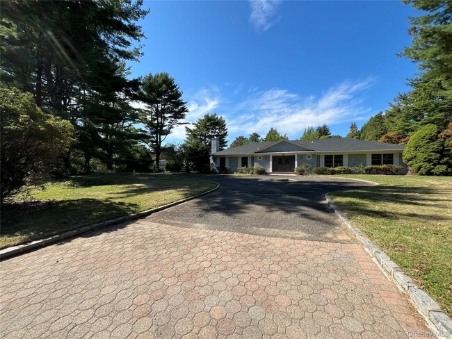 Primary Photo - 11 Geralind Dr