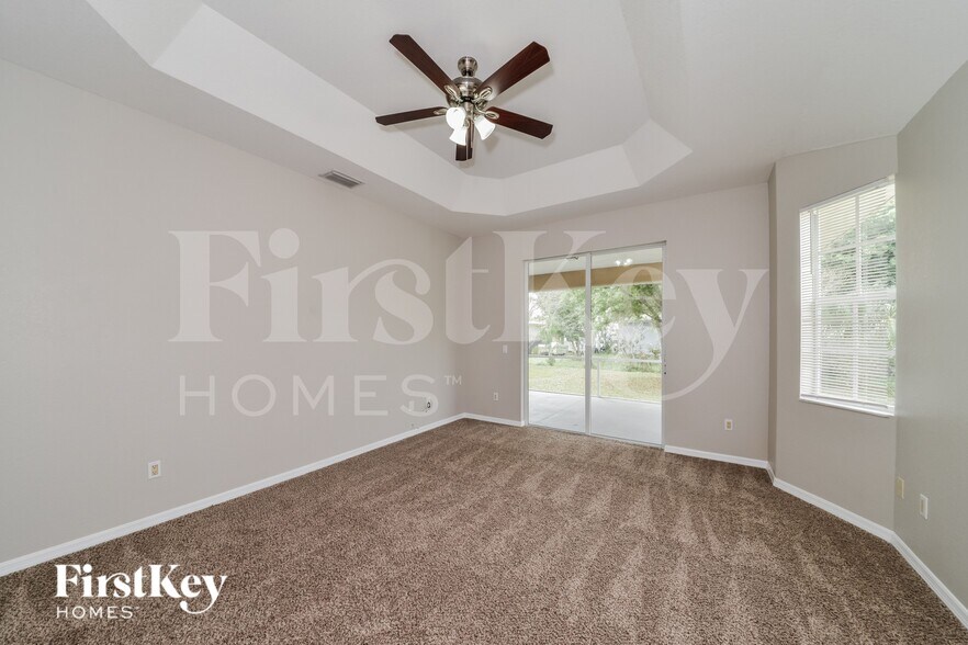 Building Photo - 2673 Vizza Ln