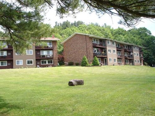 Primary Photo - Wood Ridge Apartments