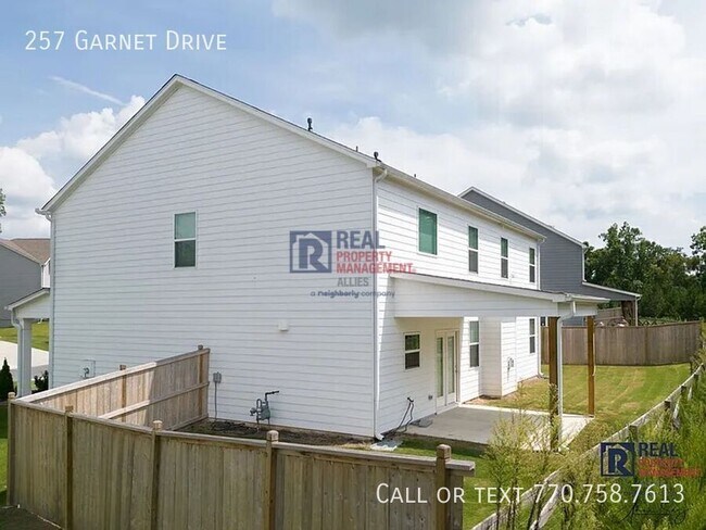 Building Photo - 257 Garnet Dr