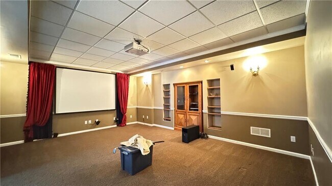 Building Photo - 7195 Devonhall Way