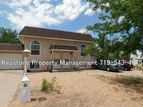 Building Photo - Charming Duplex in Pueblo West – Comfortable & Convenient Living $1300/$1300