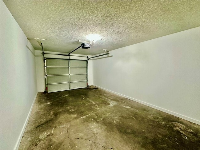 Building Photo - 3513 W Wood St