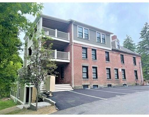 Building Photo - 41 Summer St