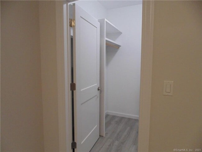 Building Photo - 2838 Fairfield Ave