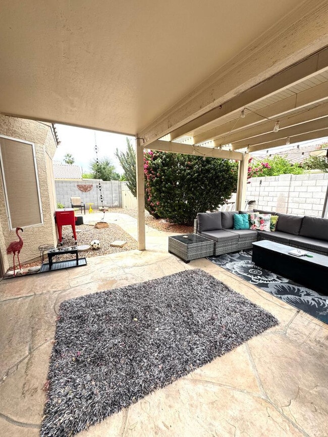 Building Photo - 1518 W Lobster Trap Dr