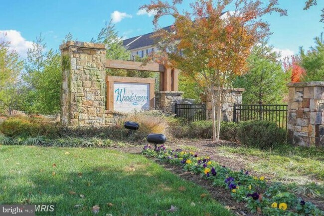 Building Photo - 262 Short Branch Rd