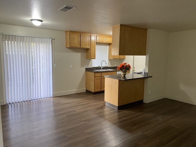 Building Photo - 3000 Keller St