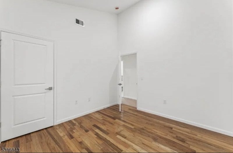 Building Photo - 121 Osborne Terrace