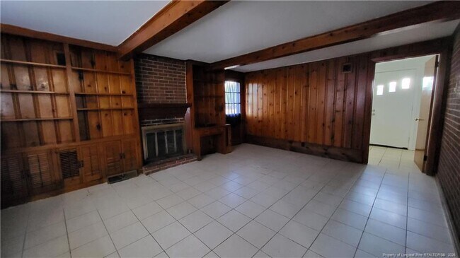 Building Photo - 740 Tolarsville Rd