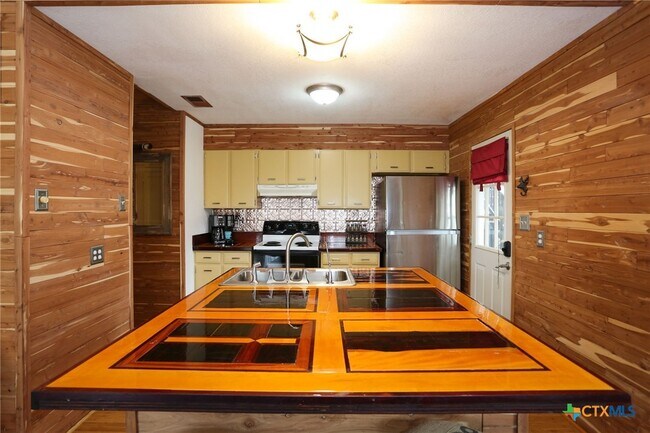 Building Photo - 1087 Driftwind Dr