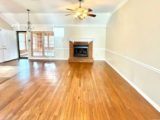 Building Photo - Now Leasing A 4 Bedroom Bath Home In Cordova!