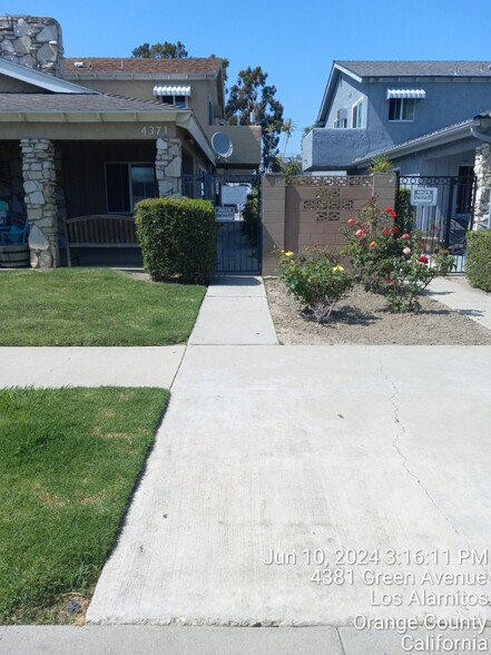 Building Photo - 4371 Green Ave