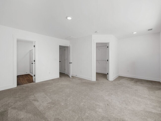 Building Photo - 476 Ml Pk Wy