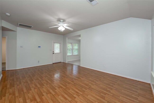 Building Photo - 10680 Royal York Dr