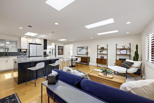Building Photo - South Boulder Stunner | Fully Remodeled 4BD Retreat with Incredible Backyard - Available August 1!