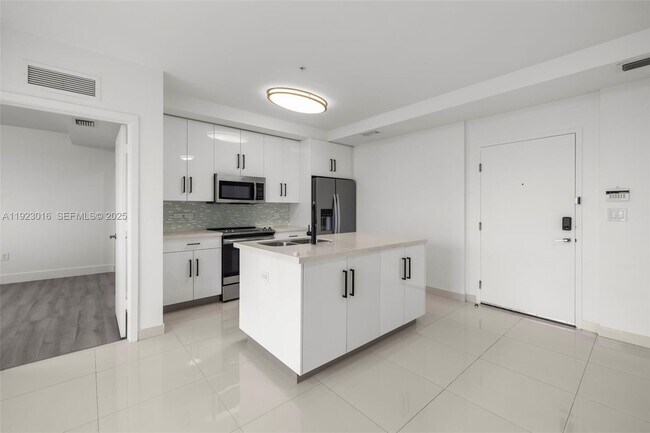 Building Photo - 2651 NE 212th Terrace