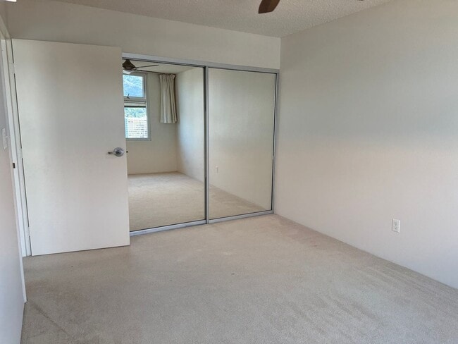 Building Photo - 1450 Young St