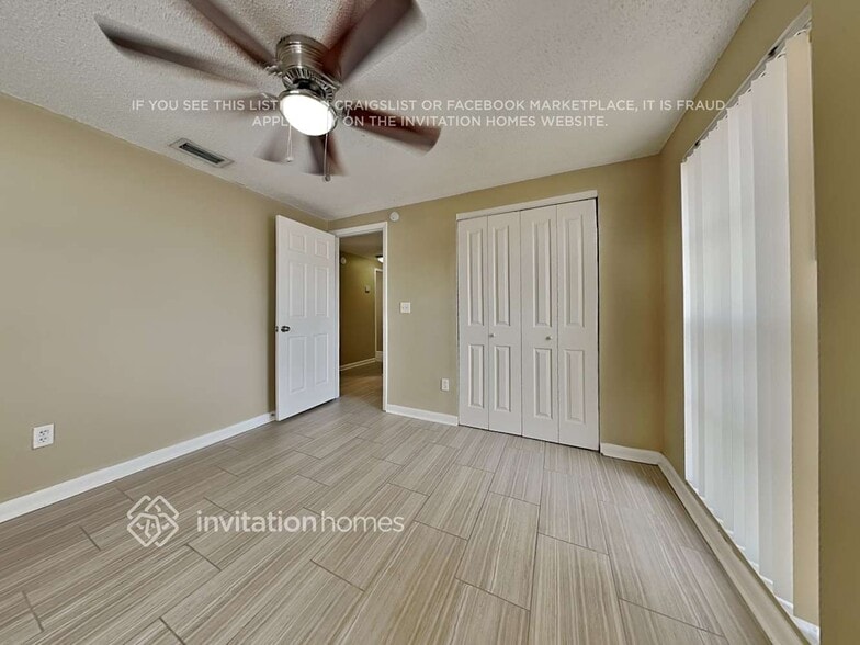 Building Photo - 8261 Greenleaf Cir