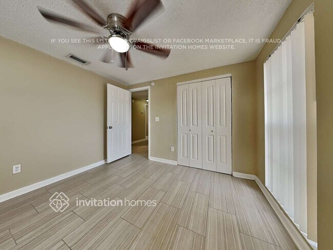 Building Photo - 8261 Greenleaf Cir